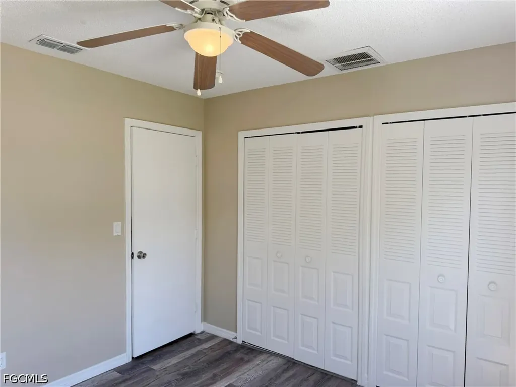 621 SE 12th Avenue Cape Coral FL 33990