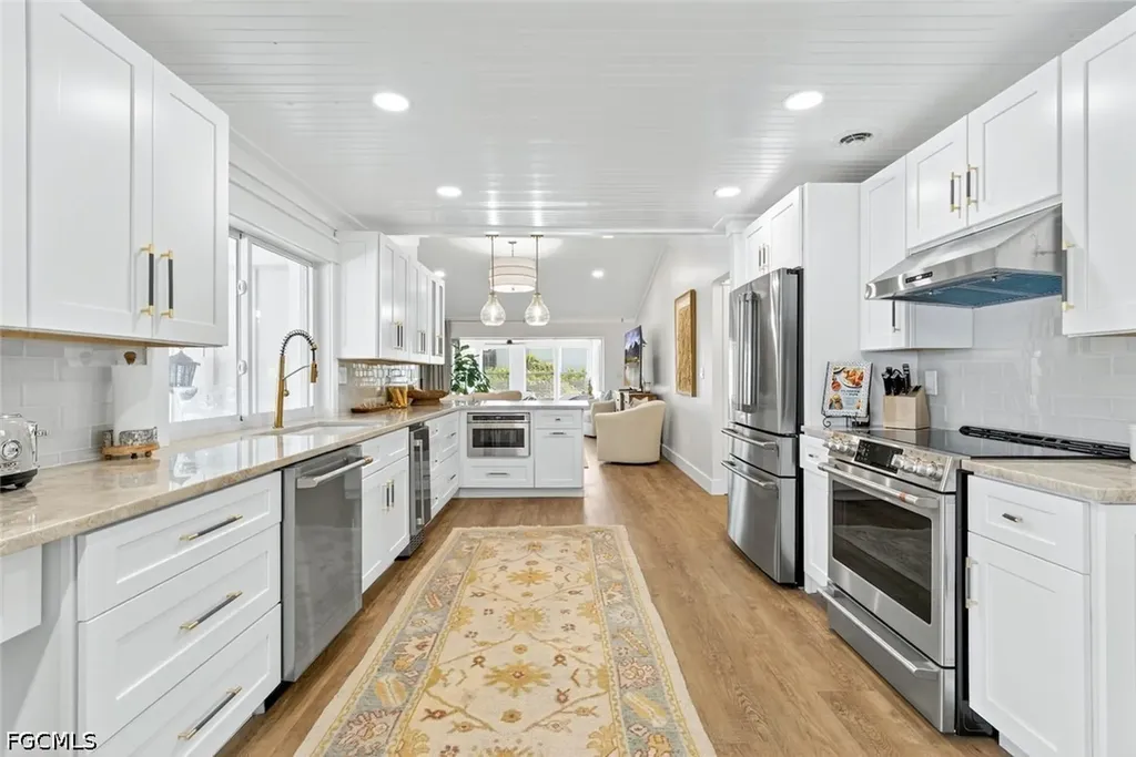 1251 Par View Drive Sanibel FL 33957
