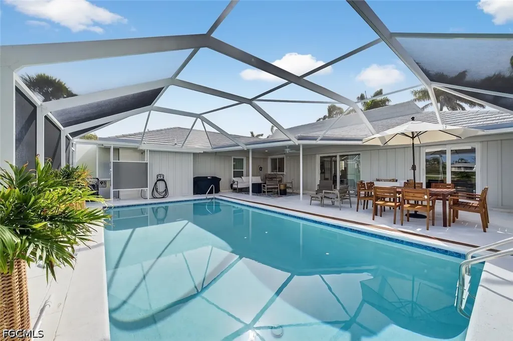 1251 Par View Drive Sanibel FL 33957