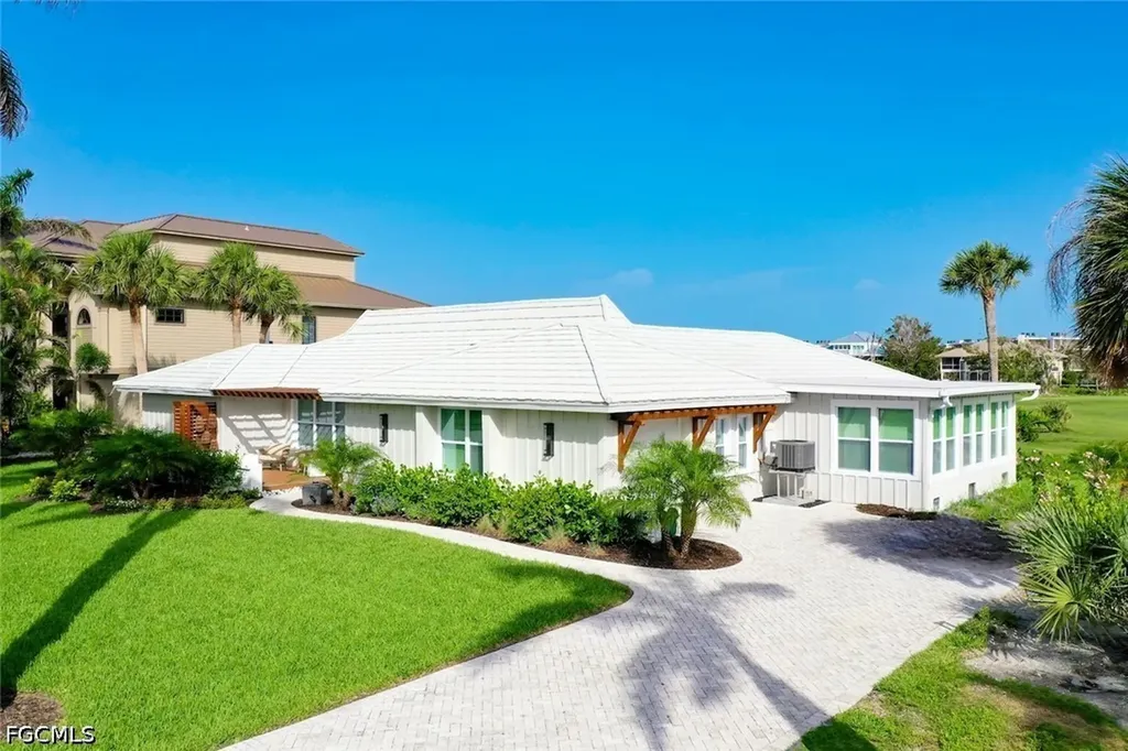 1251 Par View Drive Sanibel FL 33957