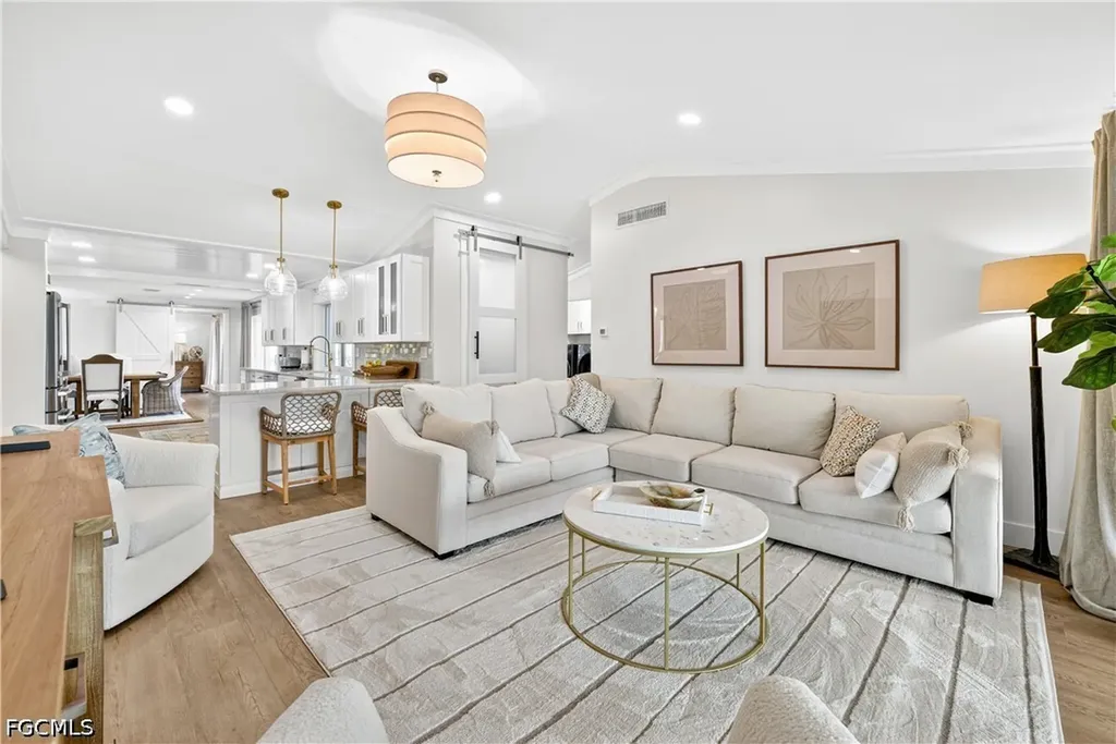 1251 Par View Drive Sanibel FL 33957