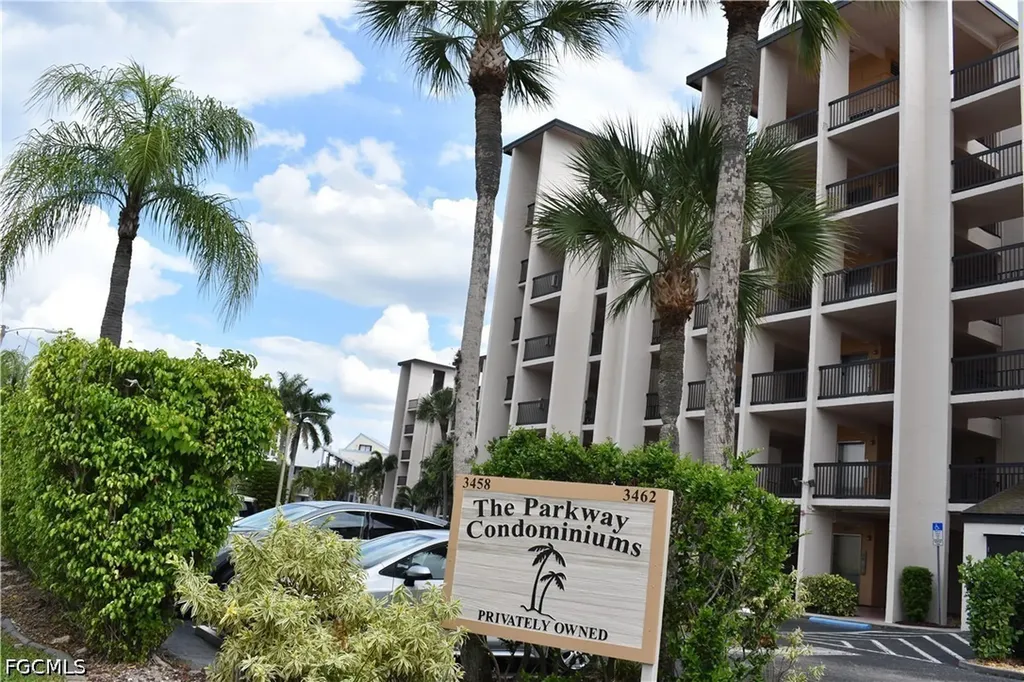 3462 Hancock Bridge Parkway North Fort Myers FL 33903