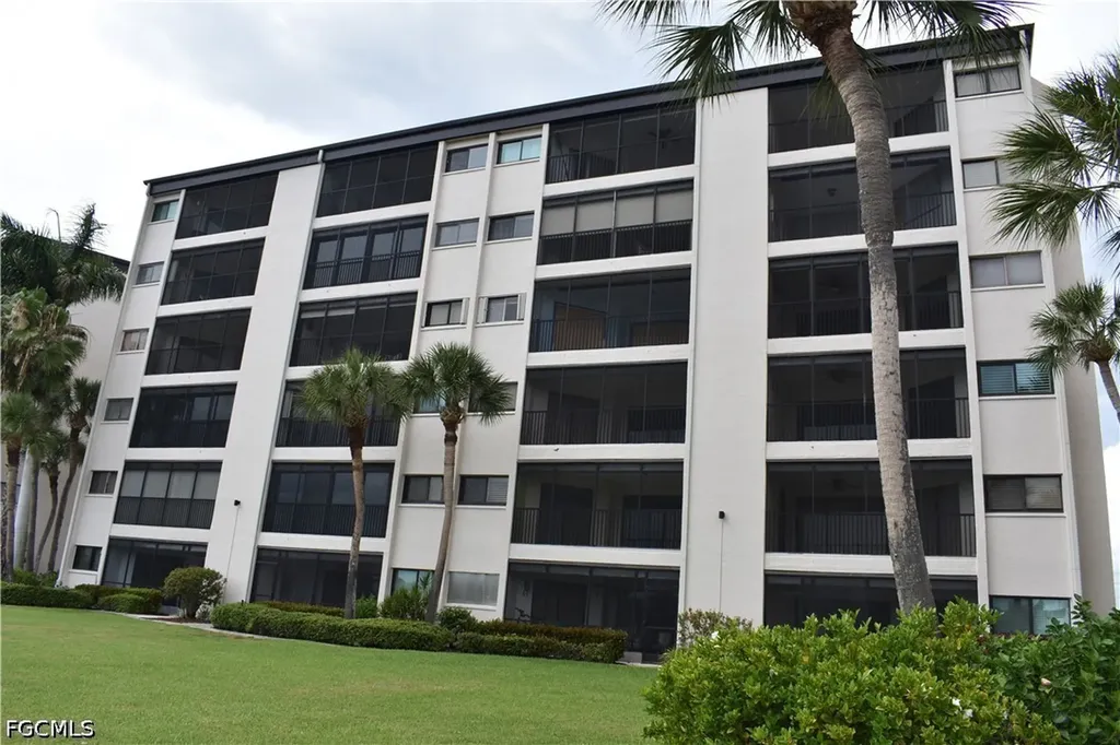 3462 Hancock Bridge Parkway North Fort Myers FL 33903