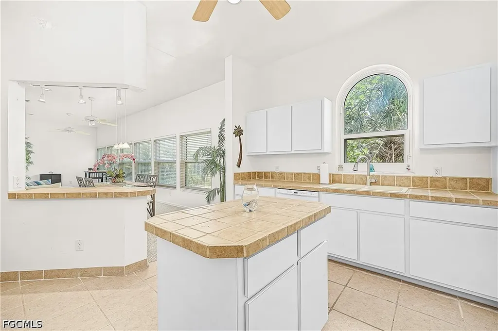 14000 Clubhouse Drive Bokeelia FL 33922