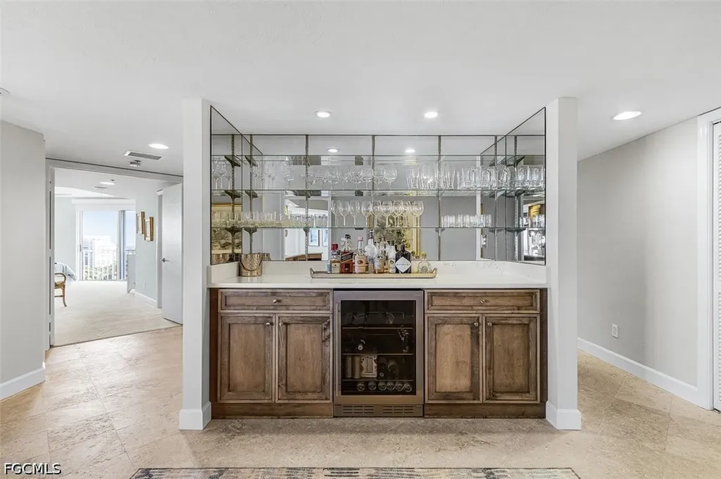 8111 Bay Colony Drive Naples FL 34108