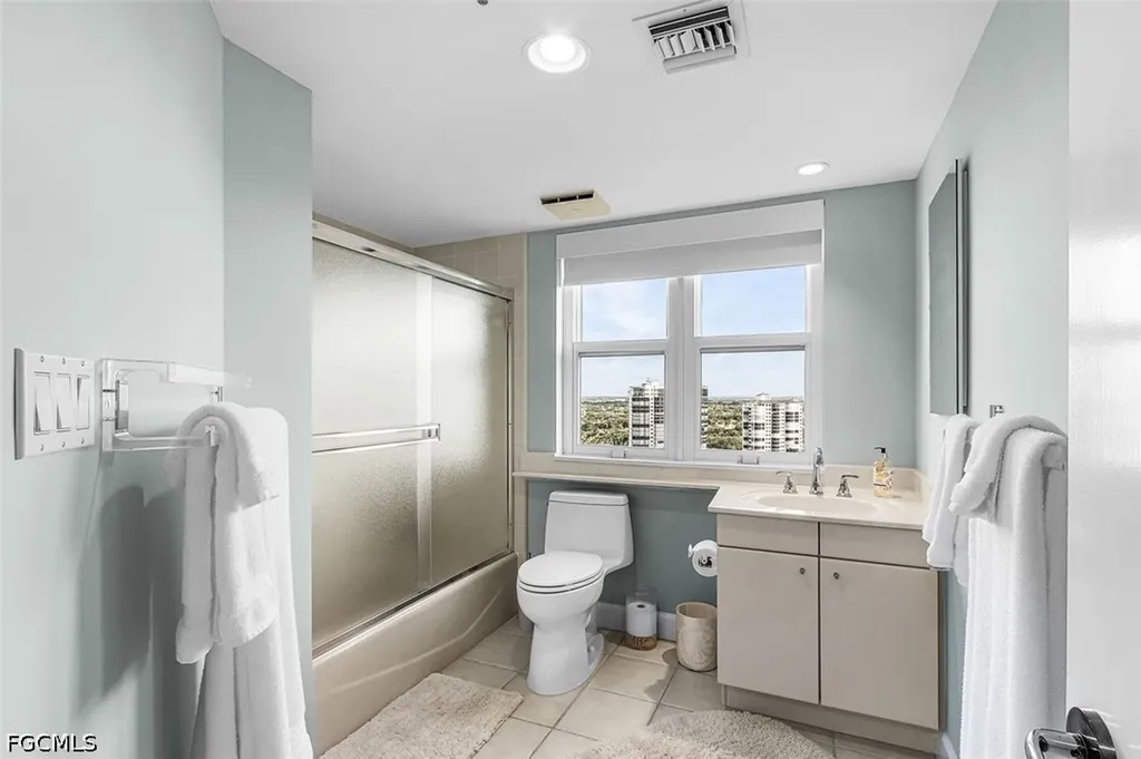 8111 Bay Colony Drive Naples FL 34108