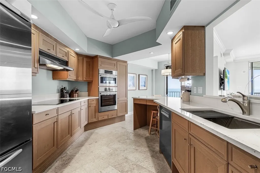 8111 Bay Colony Drive Naples FL 34108