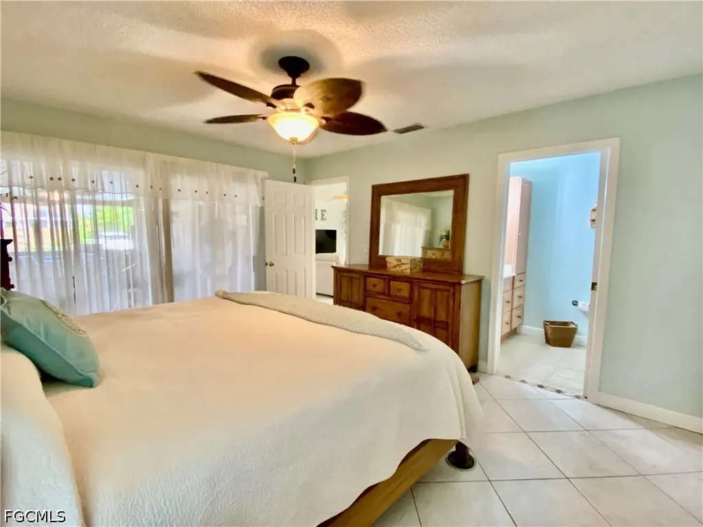 15546 Crystal Lake Drive North Fort Myers FL 33917