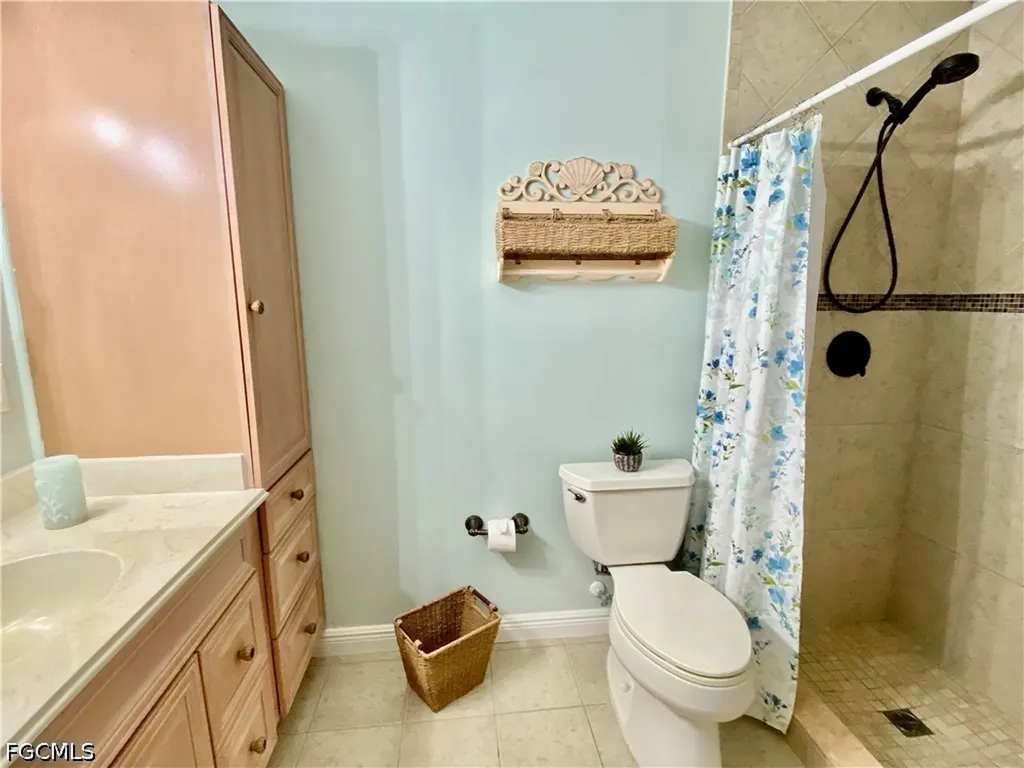 15546 Crystal Lake Drive North Fort Myers FL 33917