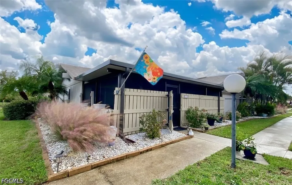 15546 Crystal Lake Drive North Fort Myers FL 33917