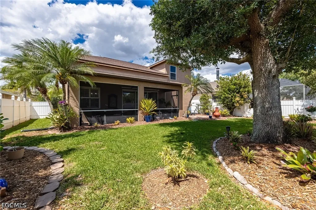 11398 Lake Cypress Loop Fort Myers FL 33913