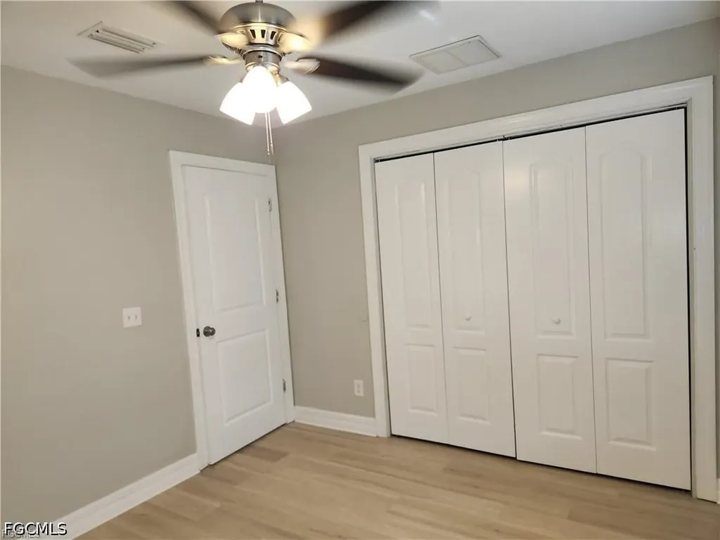 827 NE 23rd Terrace Cape Coral FL 33909