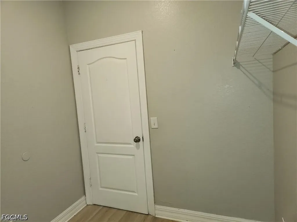 827 NE 23rd Terrace Cape Coral FL 33909