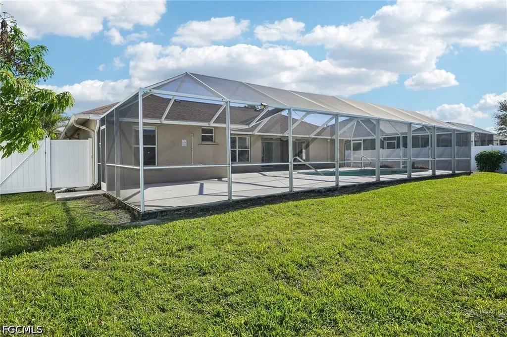 4346 SW 18th Place Cape Coral FL 33914