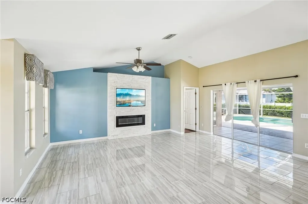 4346 SW 18th Place Cape Coral FL 33914