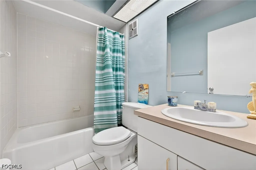 4728 Orange Grove Boulevard North Fort Myers FL 33903
