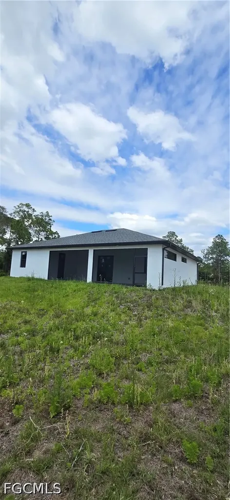 918 Hooper Avenue Lehigh Acres FL 33974