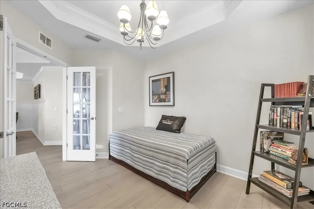 3000 Meandering Way Fort Myers FL 33905