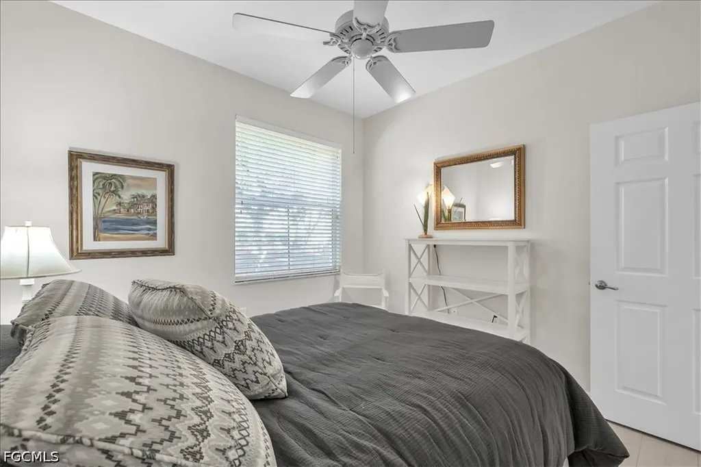 3000 Meandering Way Fort Myers FL 33905