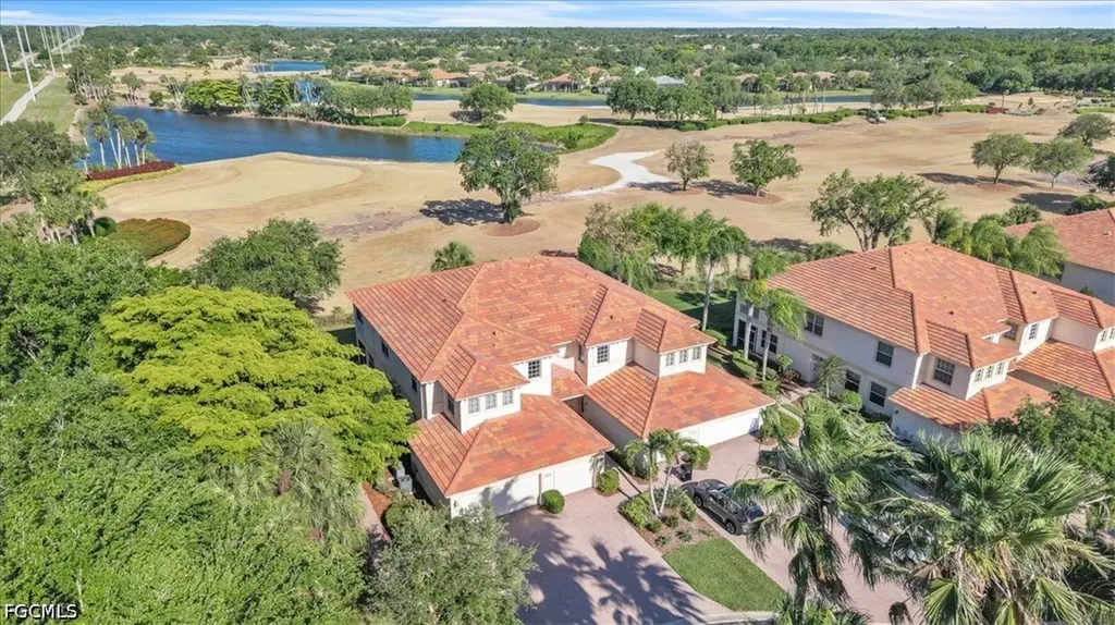 3000 Meandering Way Fort Myers FL 33905