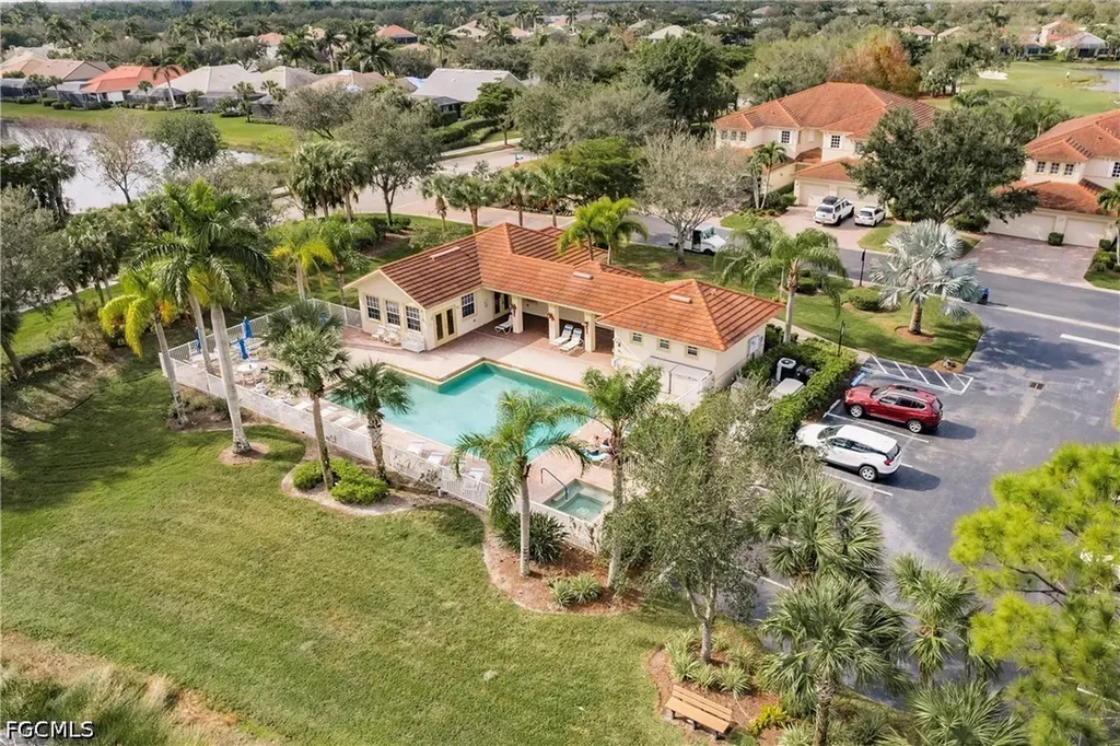 3000 Meandering Way Fort Myers FL 33905