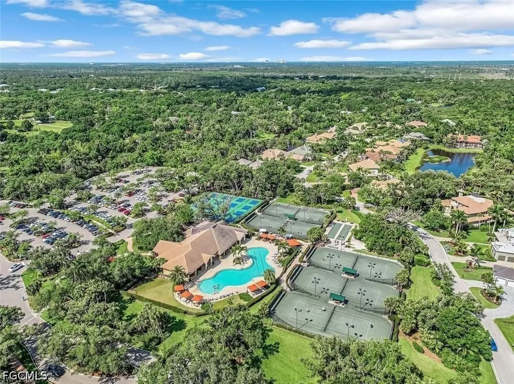 3000 Meandering Way Fort Myers FL 33905