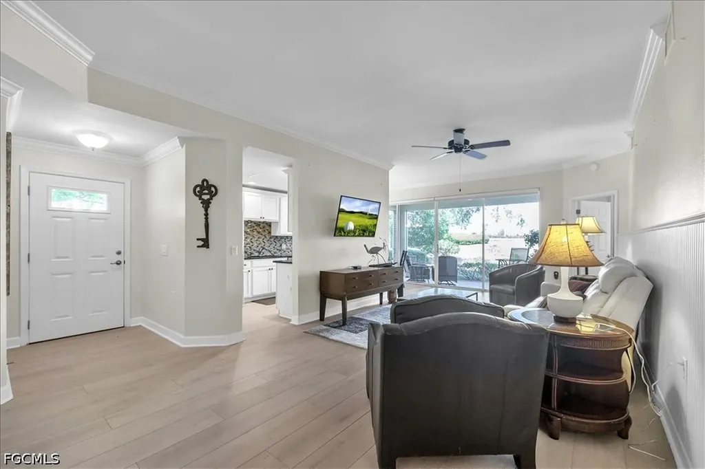 3000 Meandering Way Fort Myers FL 33905