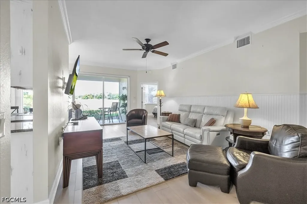 3000 Meandering Way Fort Myers FL 33905