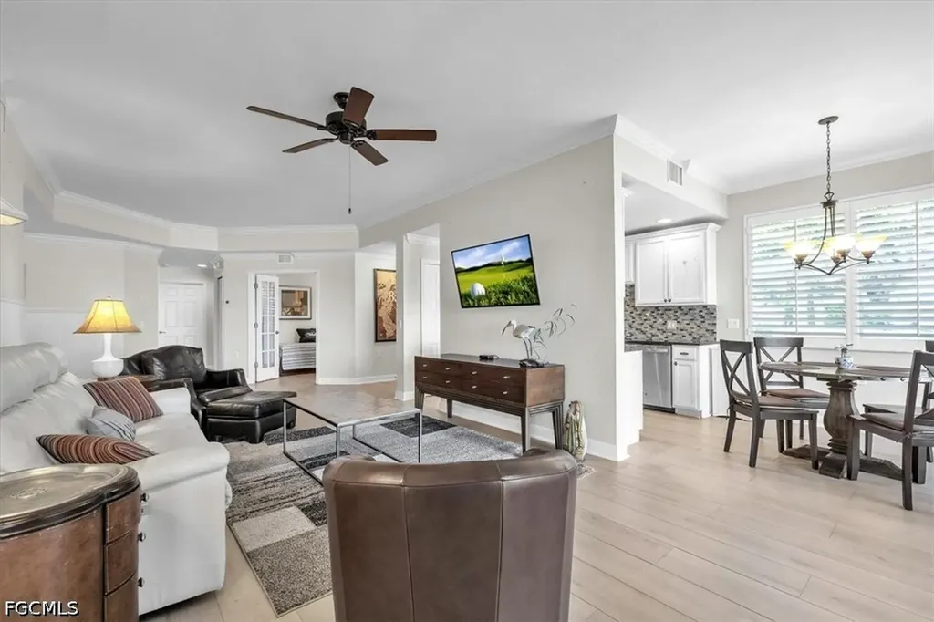 3000 Meandering Way Fort Myers FL 33905