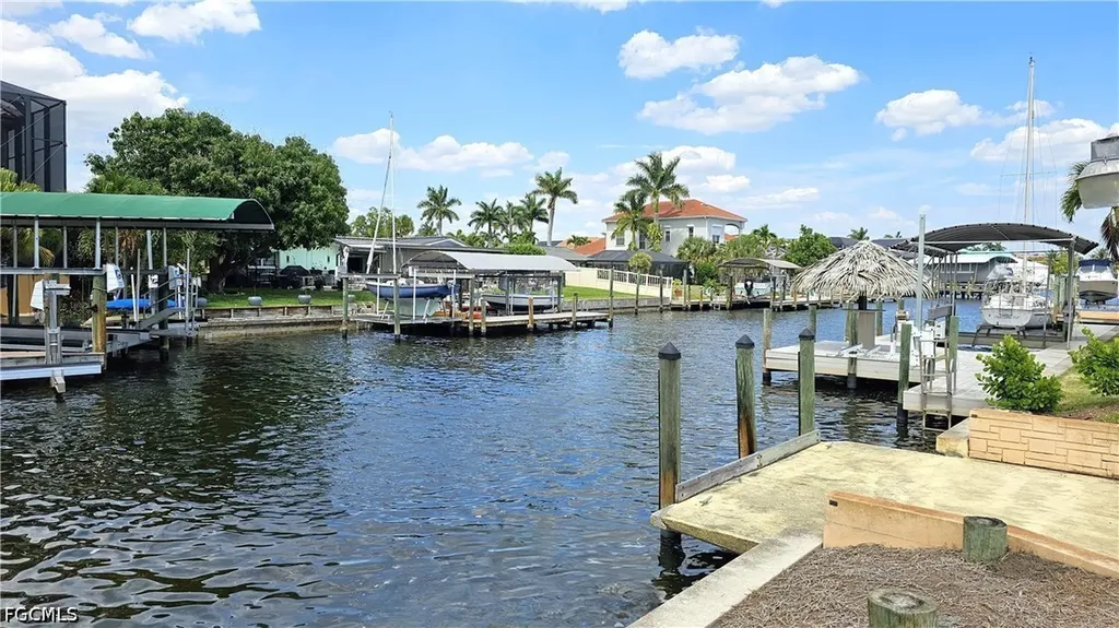 111 SW 58th Terrace Cape Coral FL 33914