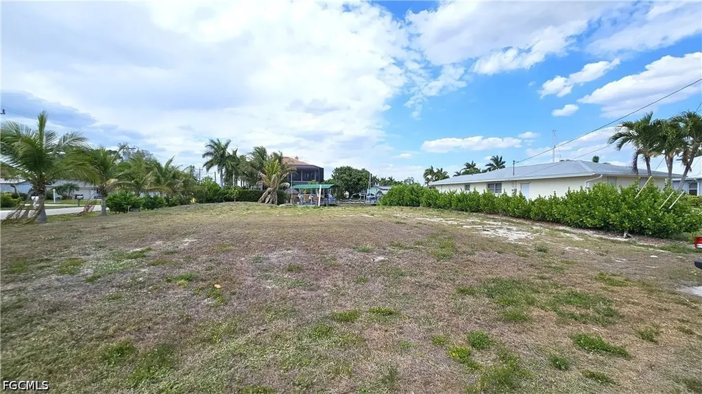 111 SW 58th Terrace Cape Coral FL 33914
