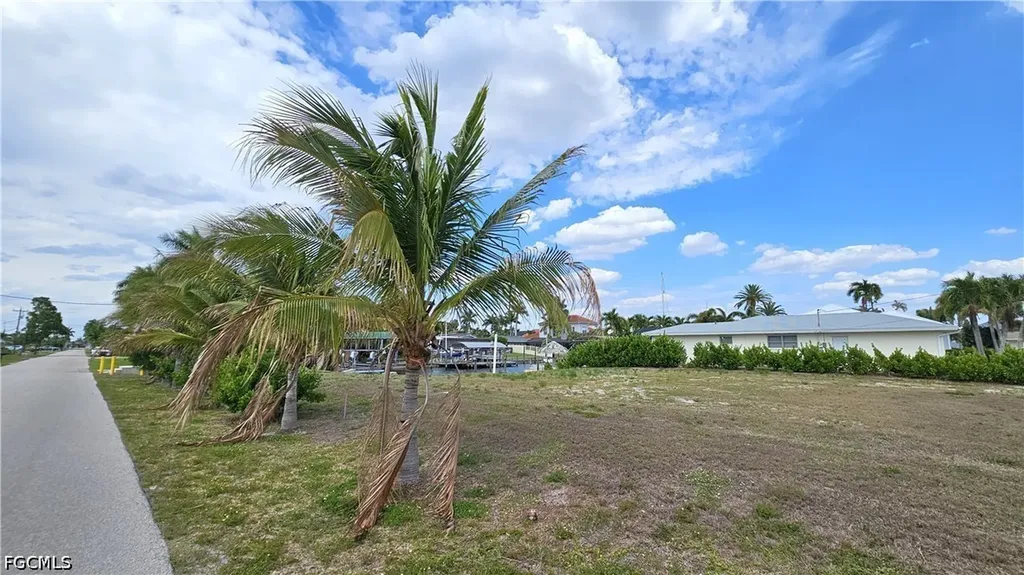 111 SW 58th Terrace Cape Coral FL 33914