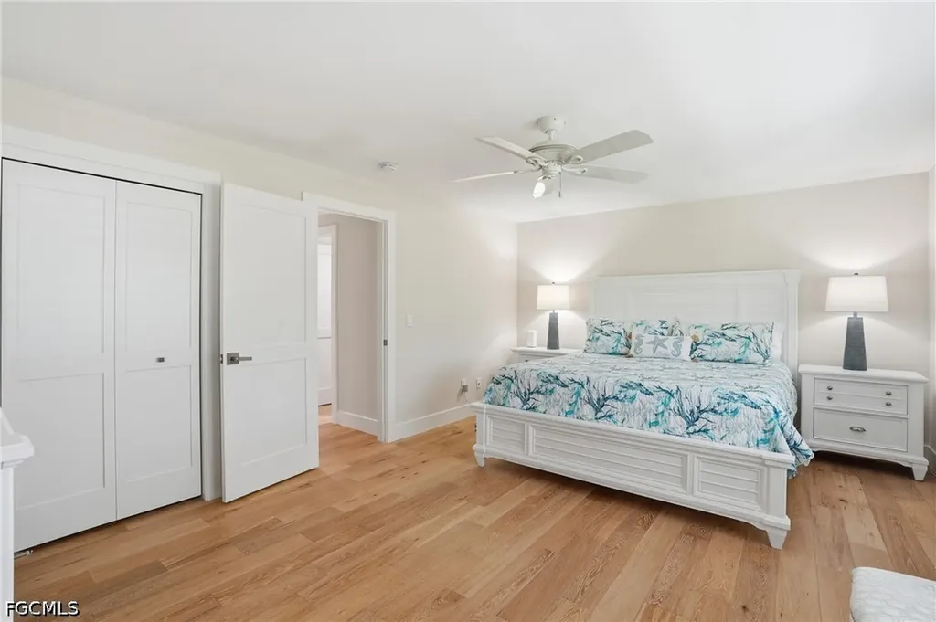 1590 Sandpiper Street Naples FL 34102