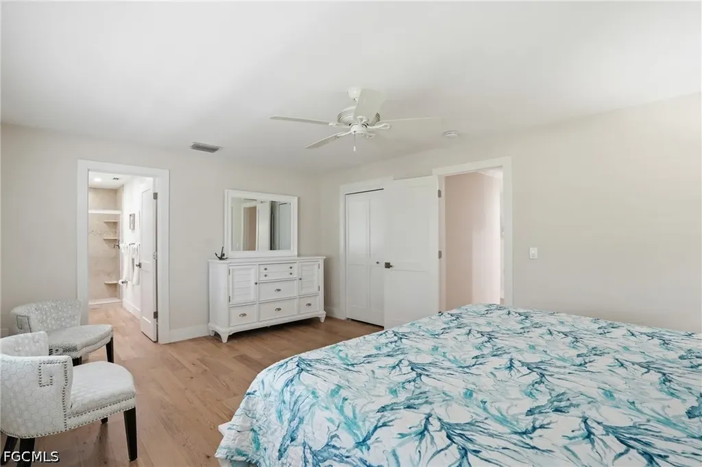 1590 Sandpiper Street Naples FL 34102