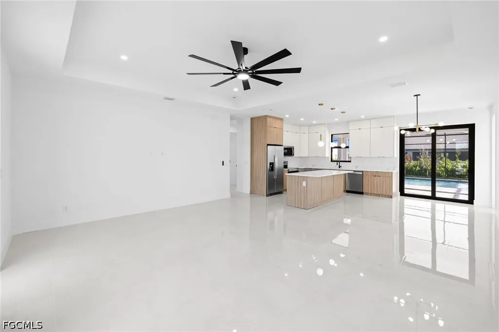 2049 NW 4th Street Cape Coral FL 33993