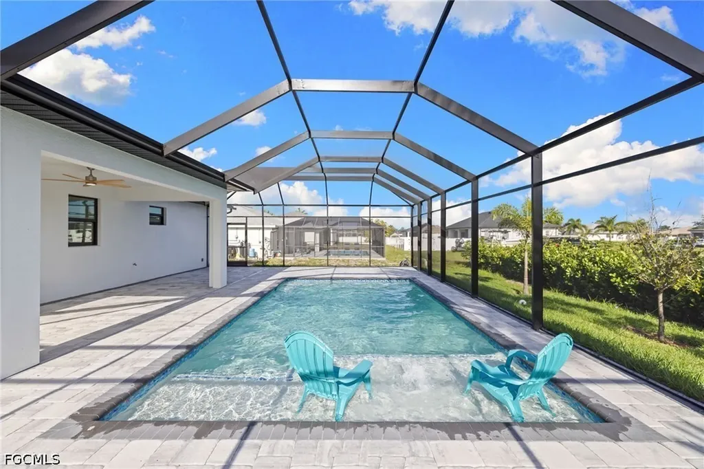 2049 NW 4th Street Cape Coral FL 33993