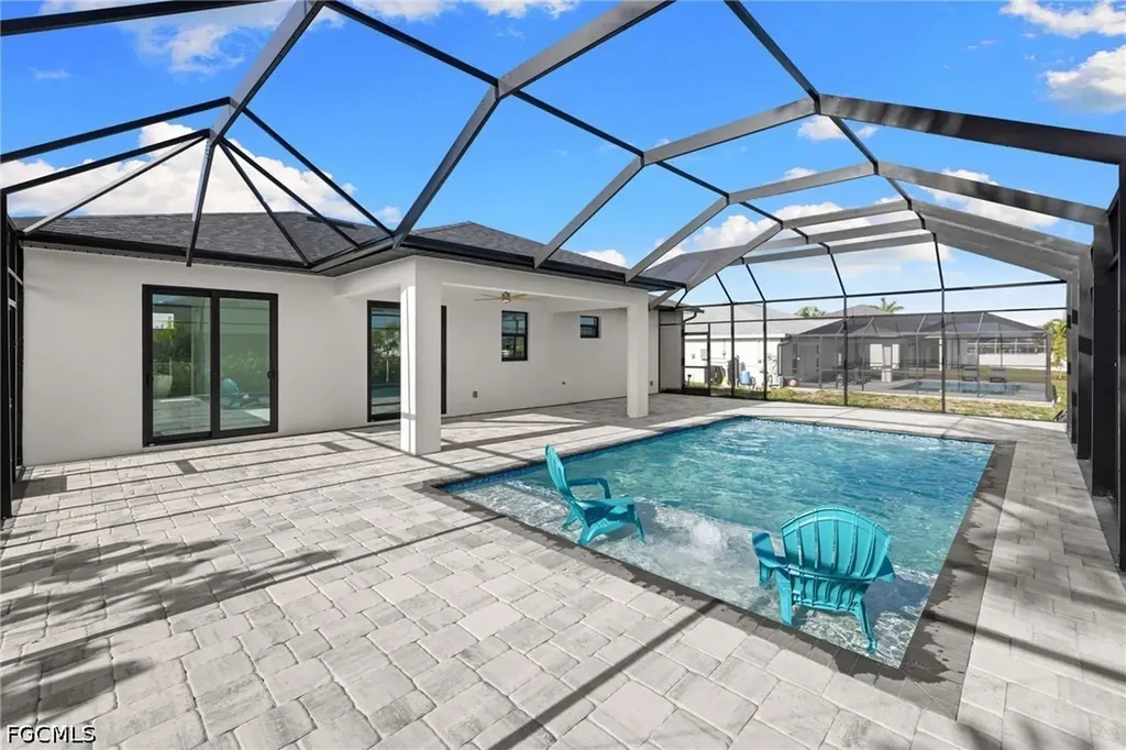 2049 NW 4th Street Cape Coral FL 33993
