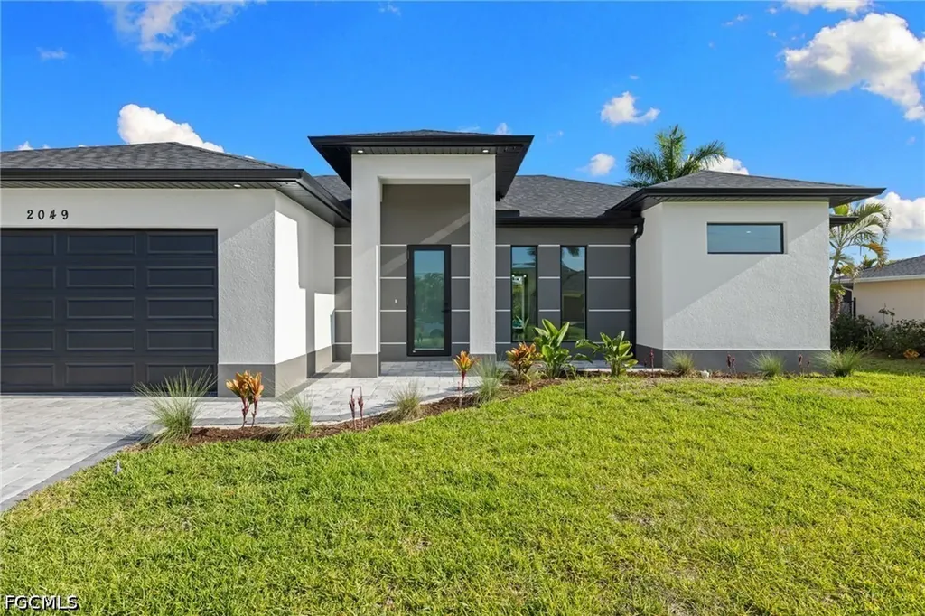 2049 NW 4th Street Cape Coral FL 33993