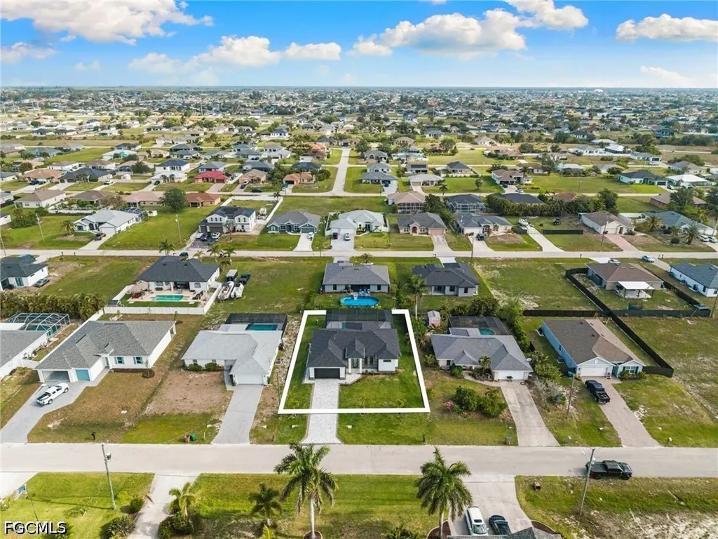 2049 NW 4th Street Cape Coral FL 33993