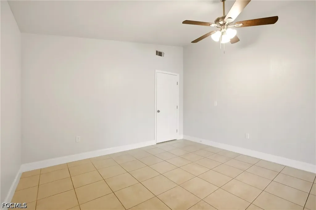 2225 Isle Of Pines Avenue Fort Myers FL 33905