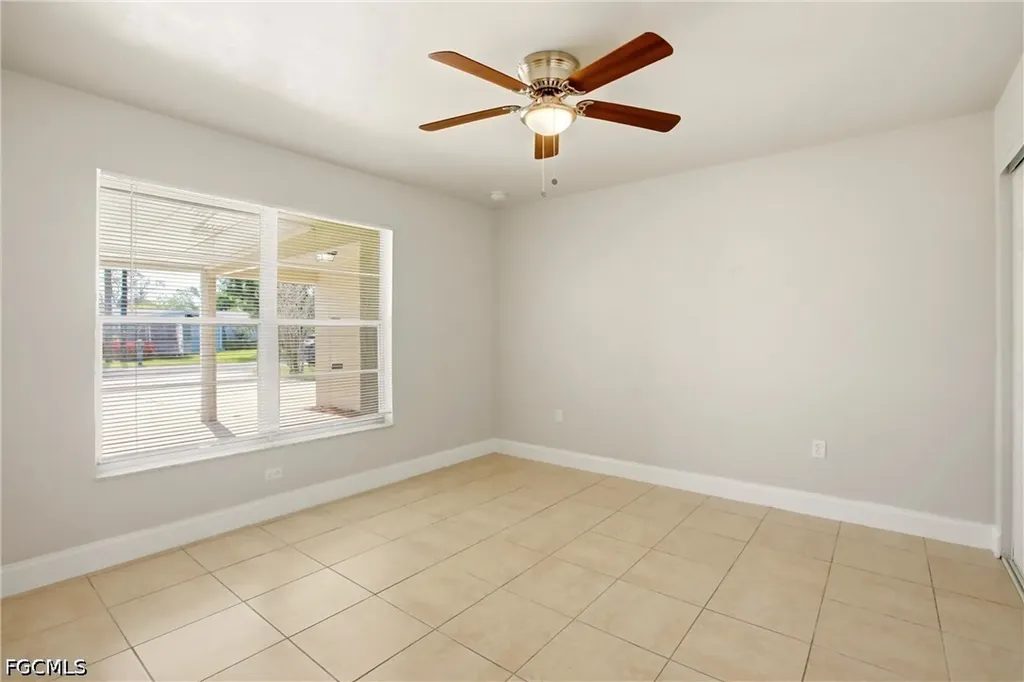 2225 Isle Of Pines Avenue Fort Myers FL 33905