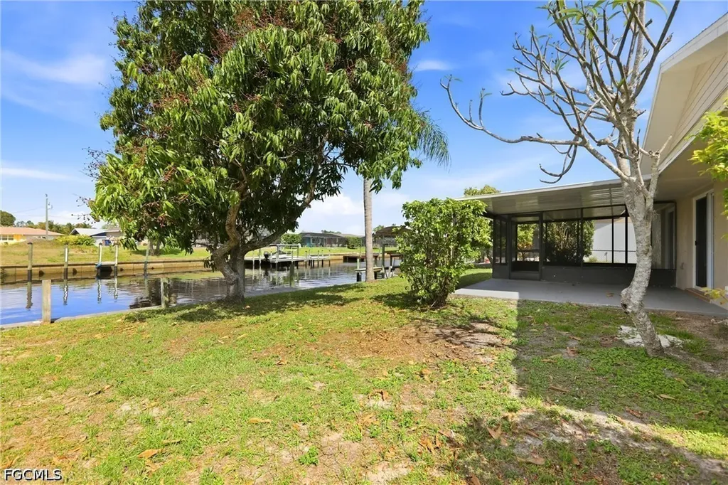 2225 Isle Of Pines Avenue Fort Myers FL 33905