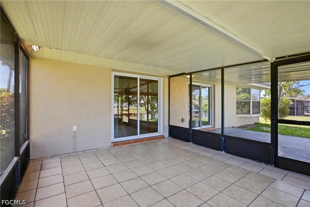 2225 Isle Of Pines Avenue Fort Myers FL 33905