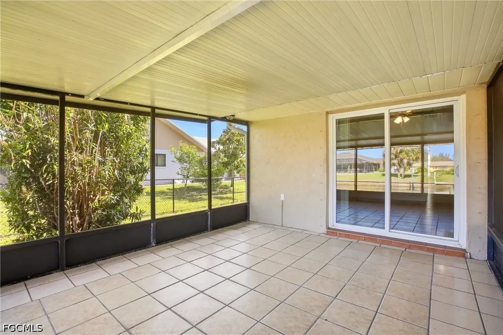 2225 Isle Of Pines Avenue Fort Myers FL 33905