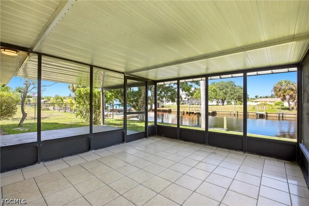 2225 Isle Of Pines Avenue Fort Myers FL 33905