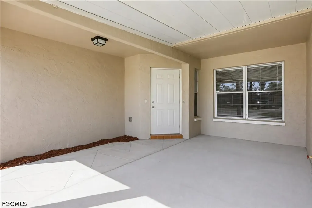 2225 Isle Of Pines Avenue Fort Myers FL 33905