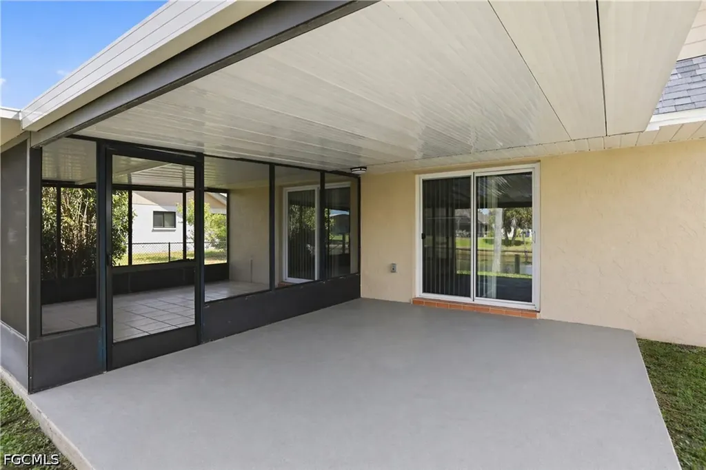 2225 Isle Of Pines Avenue Fort Myers FL 33905