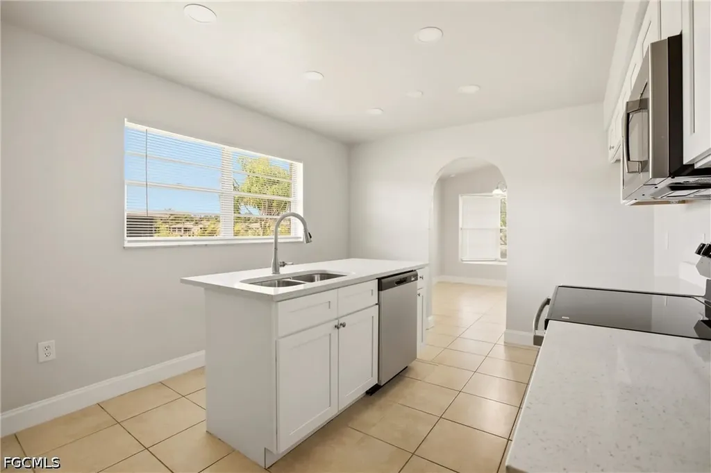 2225 Isle Of Pines Avenue Fort Myers FL 33905