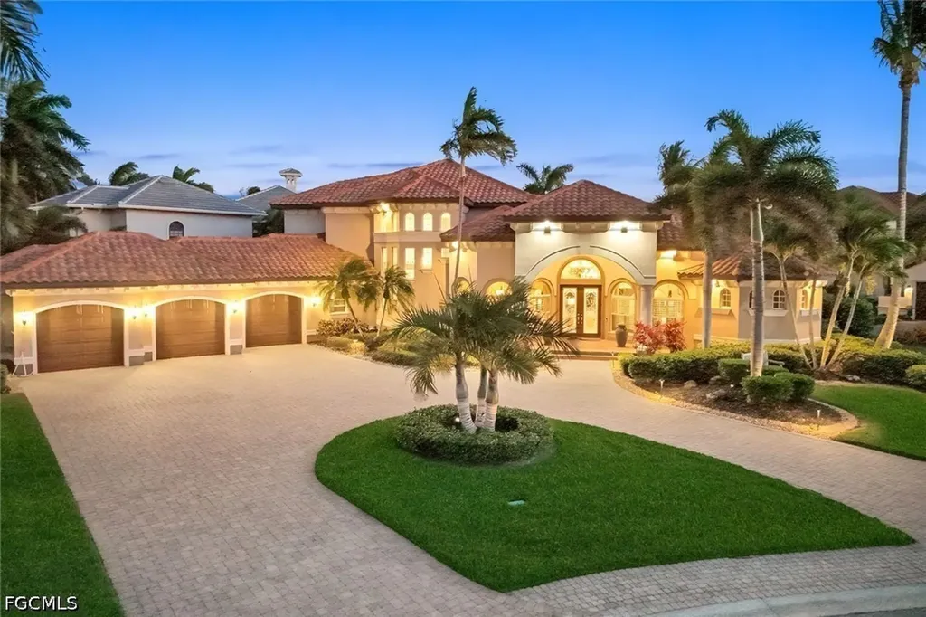 5727 Yardarm Court Cape Coral FL 33914