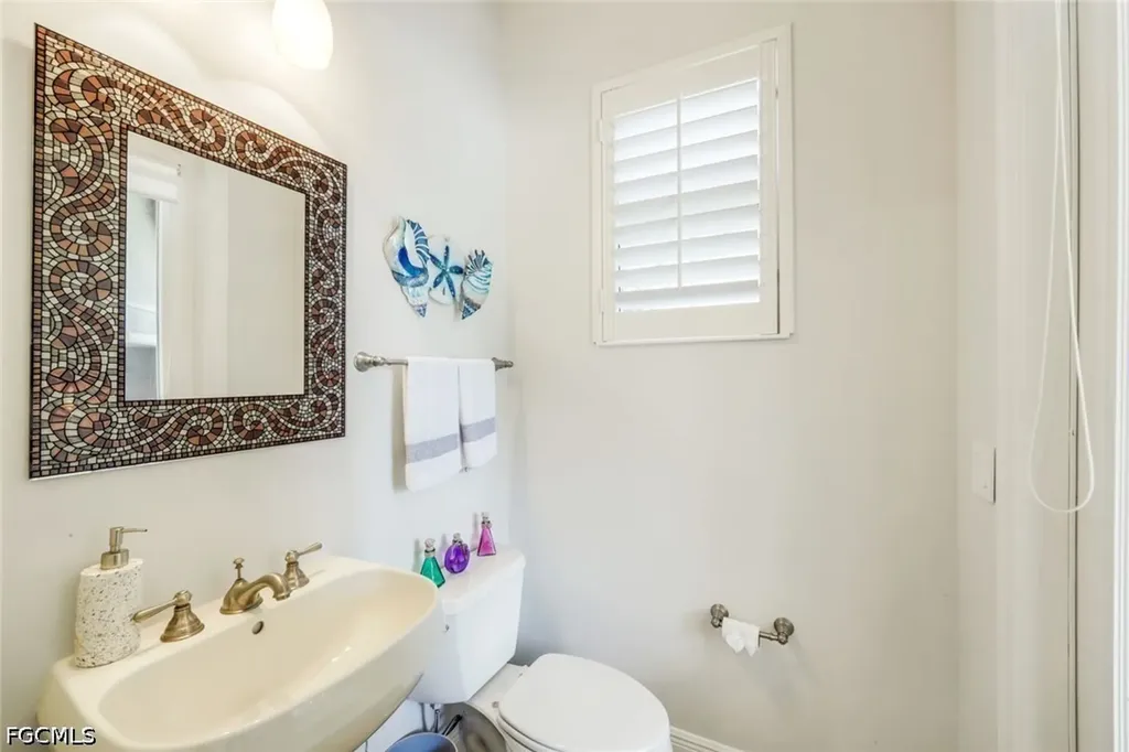 5727 Yardarm Court Cape Coral FL 33914